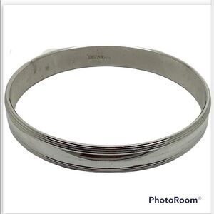 Trifari silver tone bangle bracelet